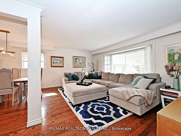 5th image of 9 Karen Rd