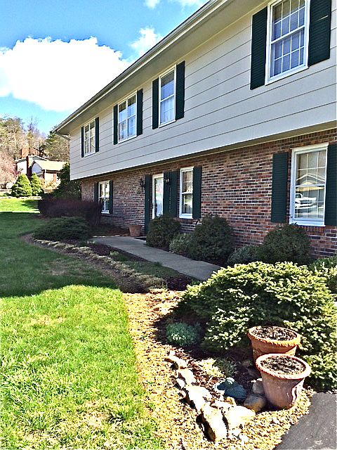 Walkway to front door