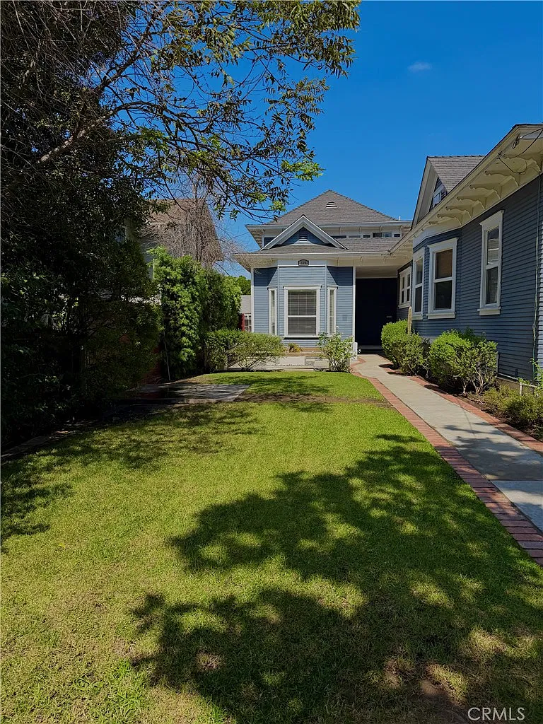 3 bed, 1750 sqft, $4,200 — Photo 1