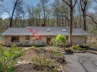 455 Carolina Dr, Tryon, NC 28782