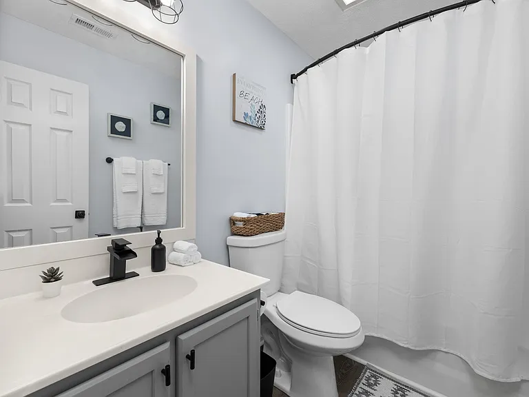 517 White River Dr #22-D — Photo 36