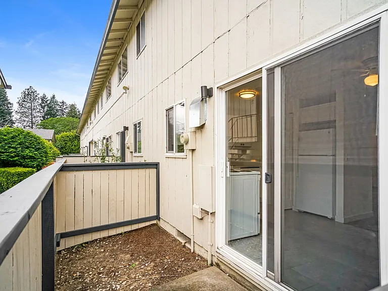 Cedar Mill Apartments — Photo 43