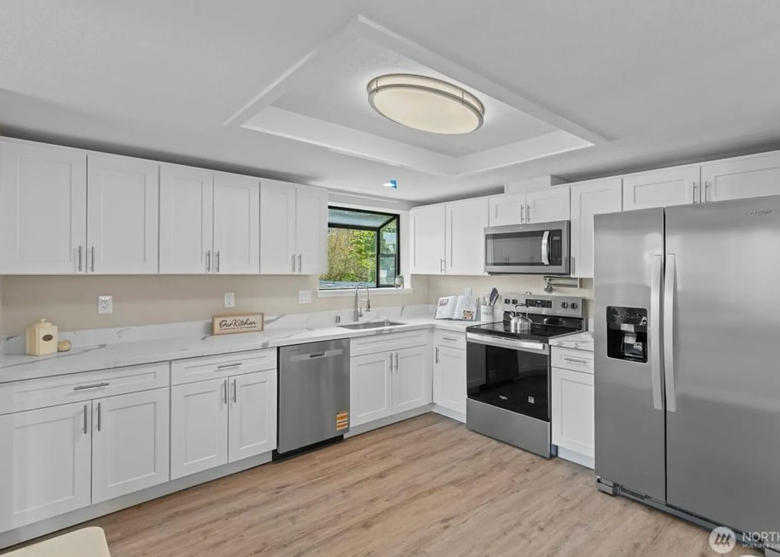 5 bed, 1100 sqft, $850 — Photo 1