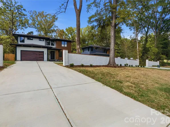 1427 N Sharon Amity Rd, Charlotte, NC 28211