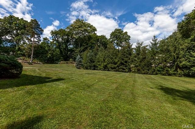 2nd image of 5 Goodwives River Rd