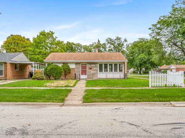 17257 Park Ave, Lansing, IL 60438