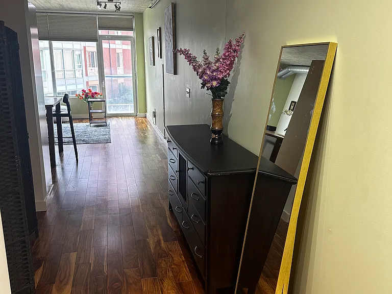 1926 W Burnside St #306 — Photo 11
