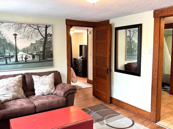 30 Dana St #A, West Lebanon, NH 03784