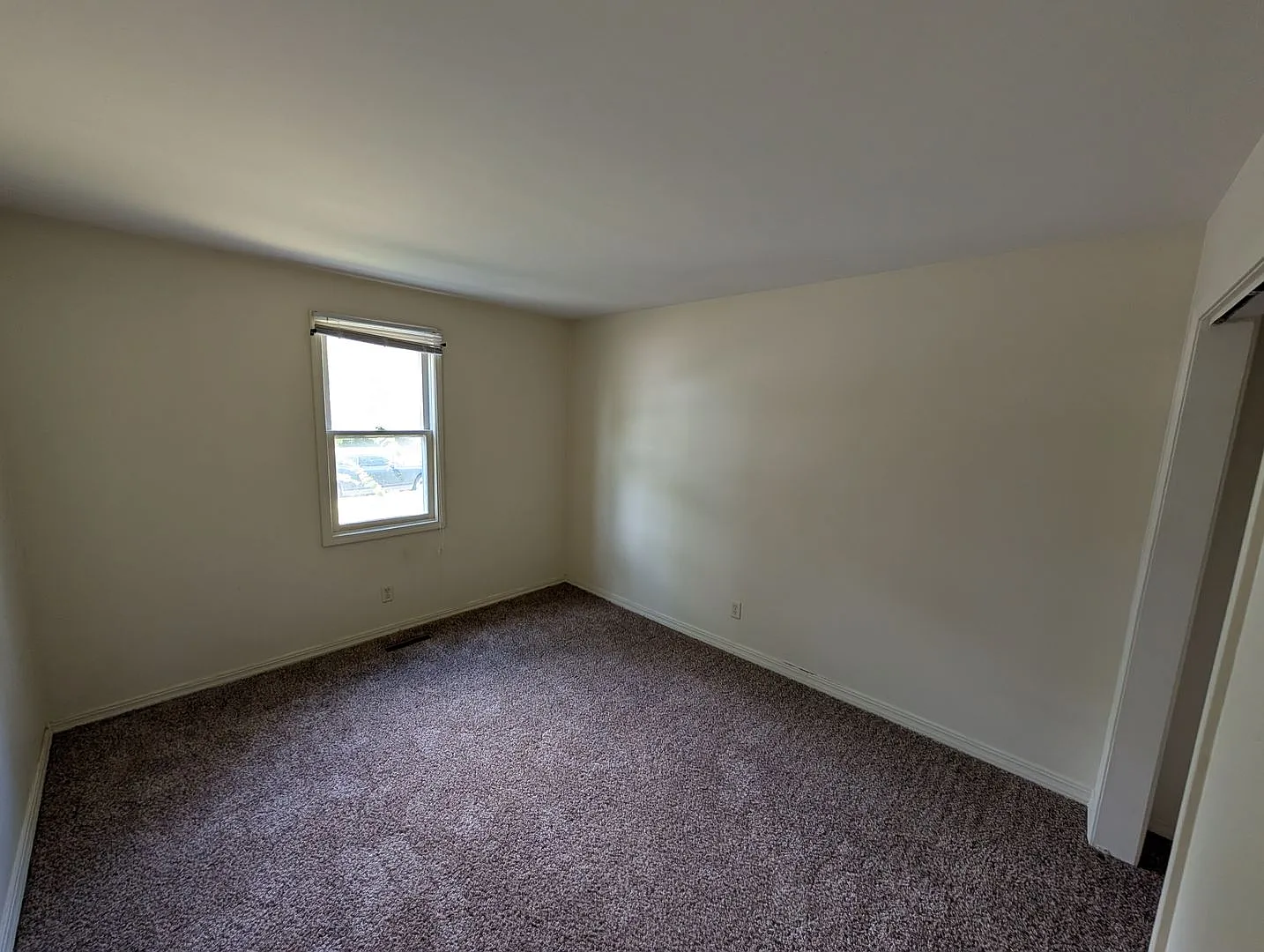 148 N Cleveland — Photo 4