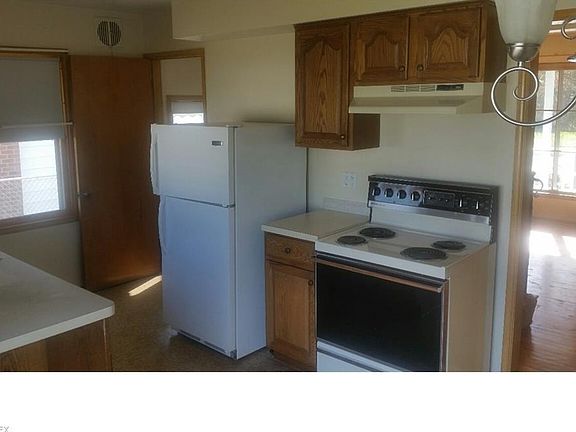 5th image of 2738 Walbrook Ave