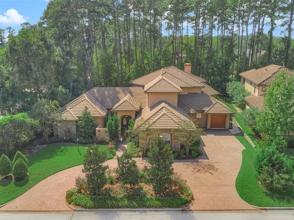 102 Ridge Lake Ln, Montgomery, TX 77356