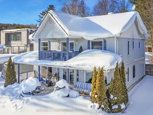 604 Champlain Rd, Tiny, ON L9M 0C2