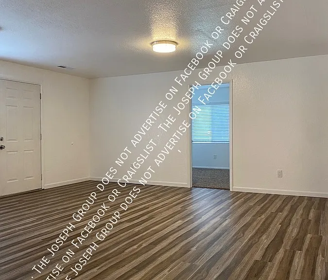 1129 22nd St #B — Photo 4