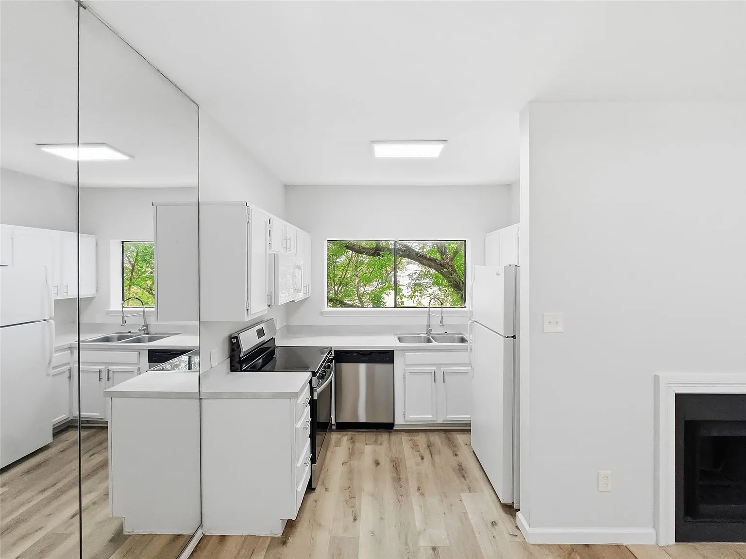 1 bed, 1.0 bath, 573 sqft, $1,250 — Photo 3
