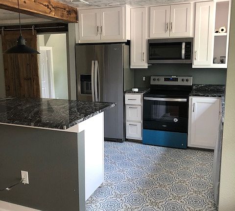 3rd image of 142 Fordham Ave