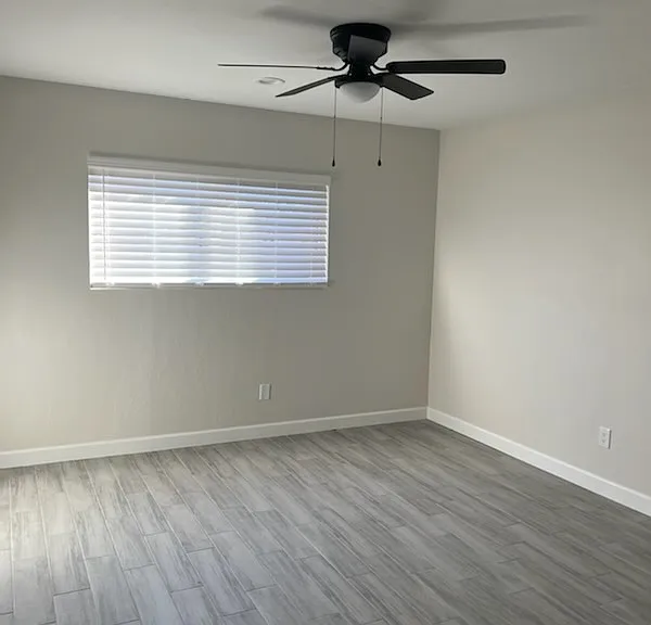 3064 N Cherry Ave — Photo 5