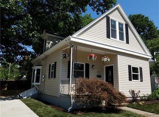 917 N 5th St, Saint Charles, MO 63301