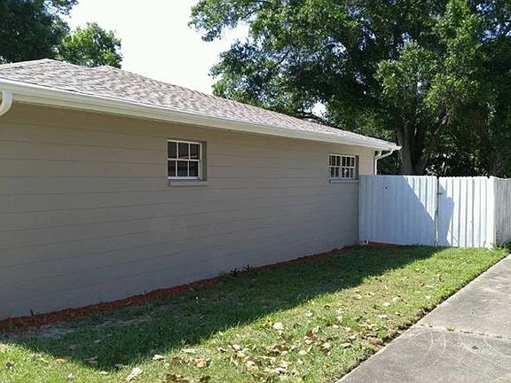 2nd image of 1304 Glenford Ln