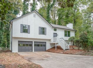 648 Sunshine Trce NW, Acworth, GA 30102