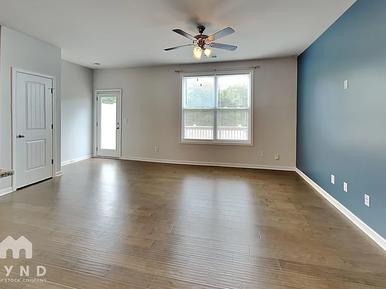 4247 Grapevine Loop #- — Photo 3