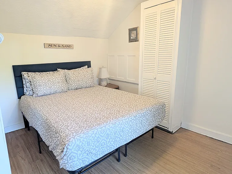 11 Cottage Ave #2 — Photo 16