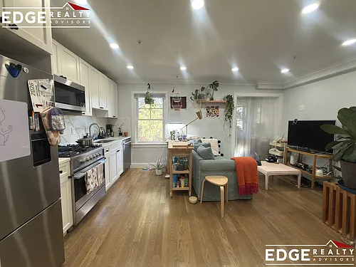 14 Lopez Ave #3 Photo 1