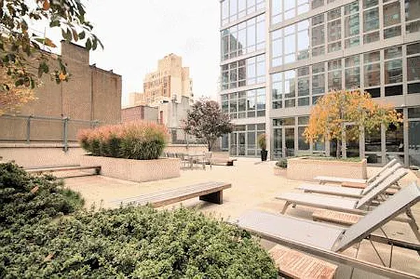 Rented by ER (DO NOT USE) | media 8