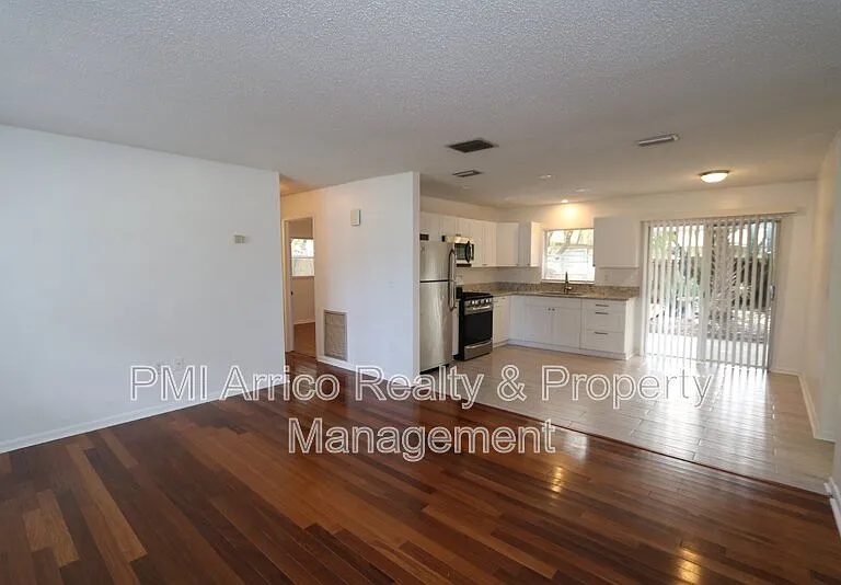 4109 E 99th Ave — Photo 2