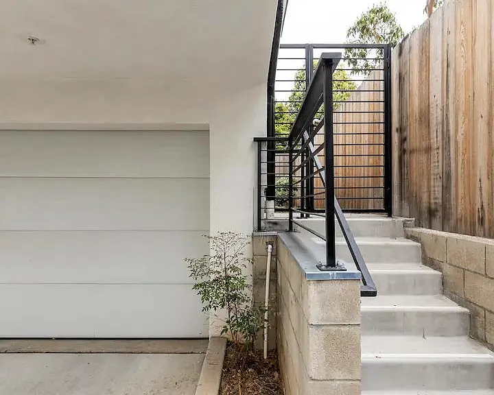 5437 Lauretta St #B — Photo 24