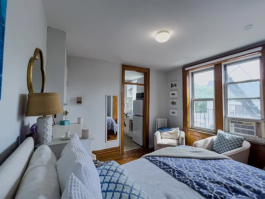 Rented by Denise Rosenblum, LREB | media 18