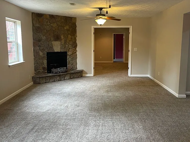20454 Lynwood Rd — Photo 41