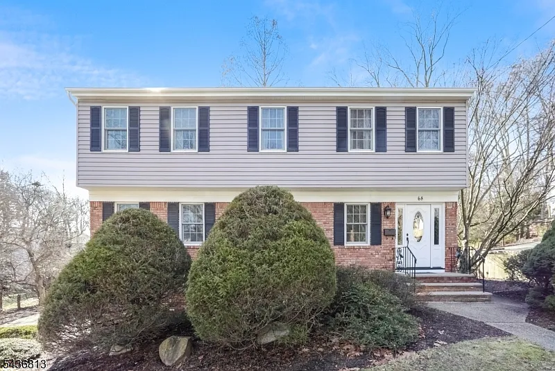 68 Colgate Ave #2