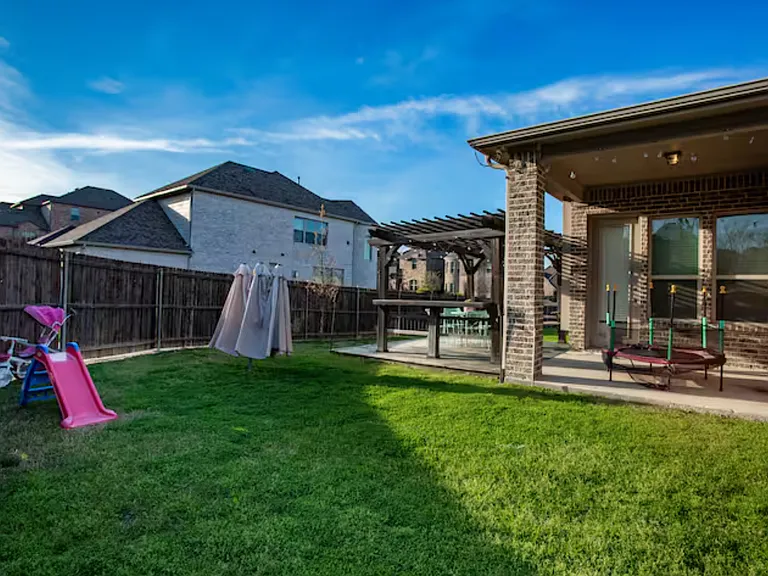 3610 Adriana Ave — Photo 6