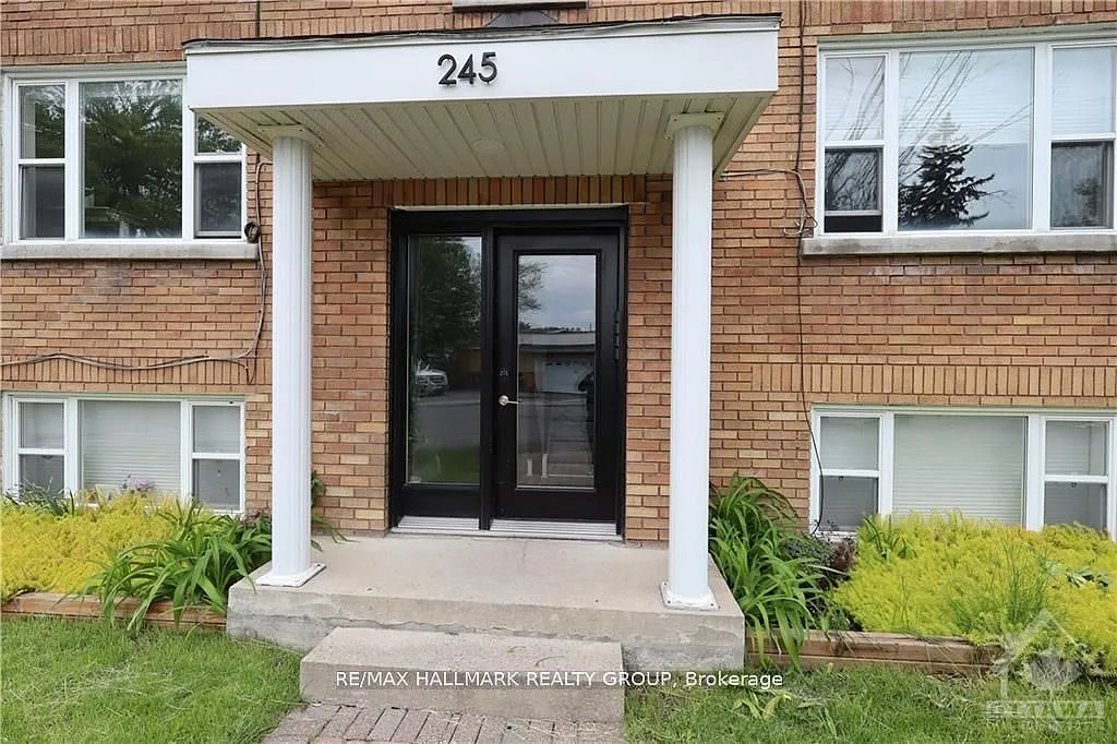 1 bed, $1,300 — Photo 2