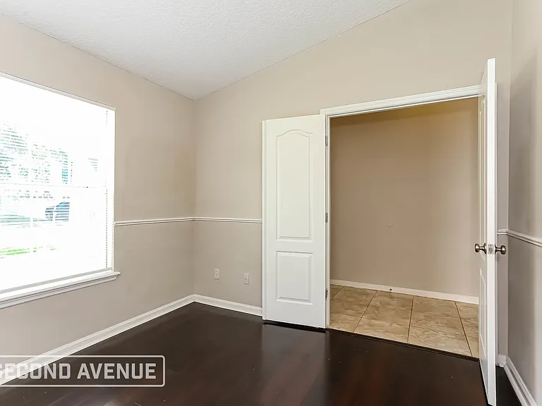 876 Bonaparte Landing Ct — Photo 6