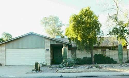 1st image of 1026 E Carter Dr