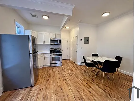 3367 Fenton Ave #3 — Photo 5