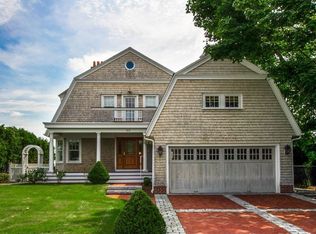 80 Seaview Ave, Cranston, RI 02905