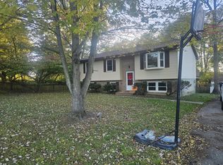 1194 Marclee Rd, Finksburg, MD 21048