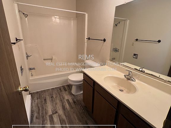 5th image of 701-709 12th St #1400-1406