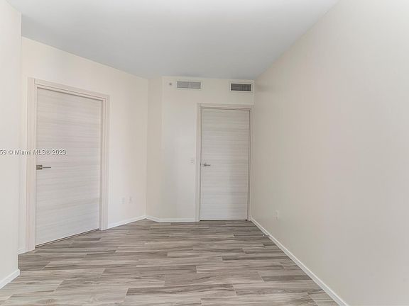 5th image of 801 S Miami Ave #1105