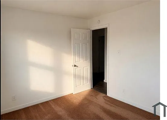30 Saint Gregory Dr — Photo 5
