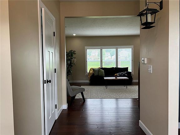2nd image of 7621 Oakwilde Dr