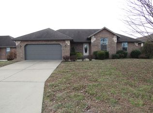 5360 Soapberry Ct, Springfield, MO 65802