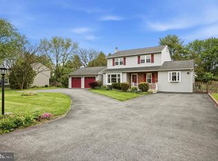 328 Courtland Ave, Harleysville, PA 19438