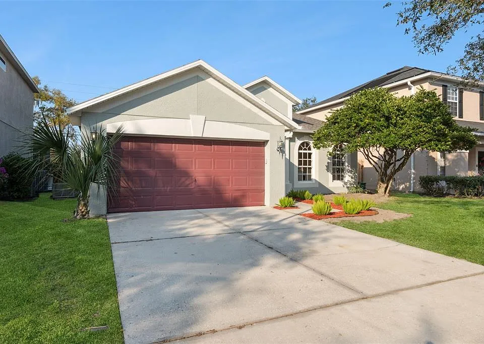 1209 Cathcart Cir