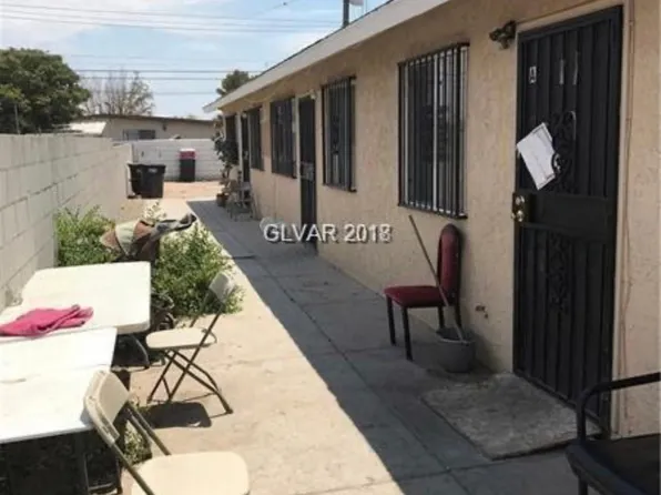 2428 Statz St APT B, N Las Vegas, NV 89030