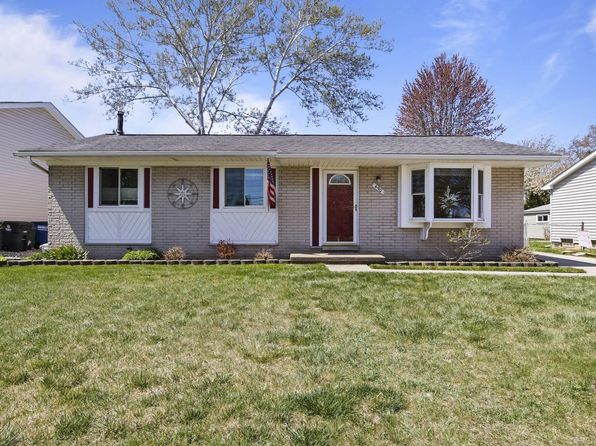 490 S John Hix St, Westland, MI 48186