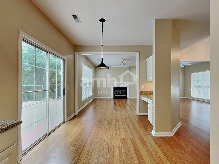 3907 Gisbourne Dr — Photo 9