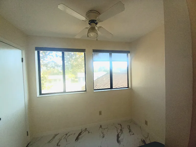 1304 Bender Ave — Photo 25